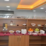Piyes Анталья