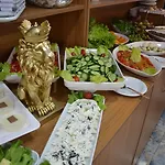 Piyes Отель