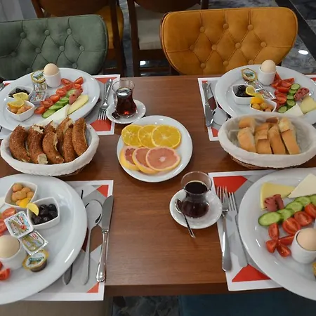 Piyes * Antalya