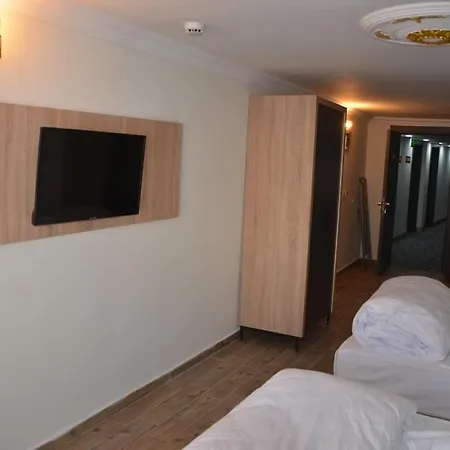 Piyes Анталья