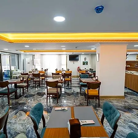 Piyes 3* Antalya