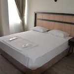 Piyes 3* アンタルヤ